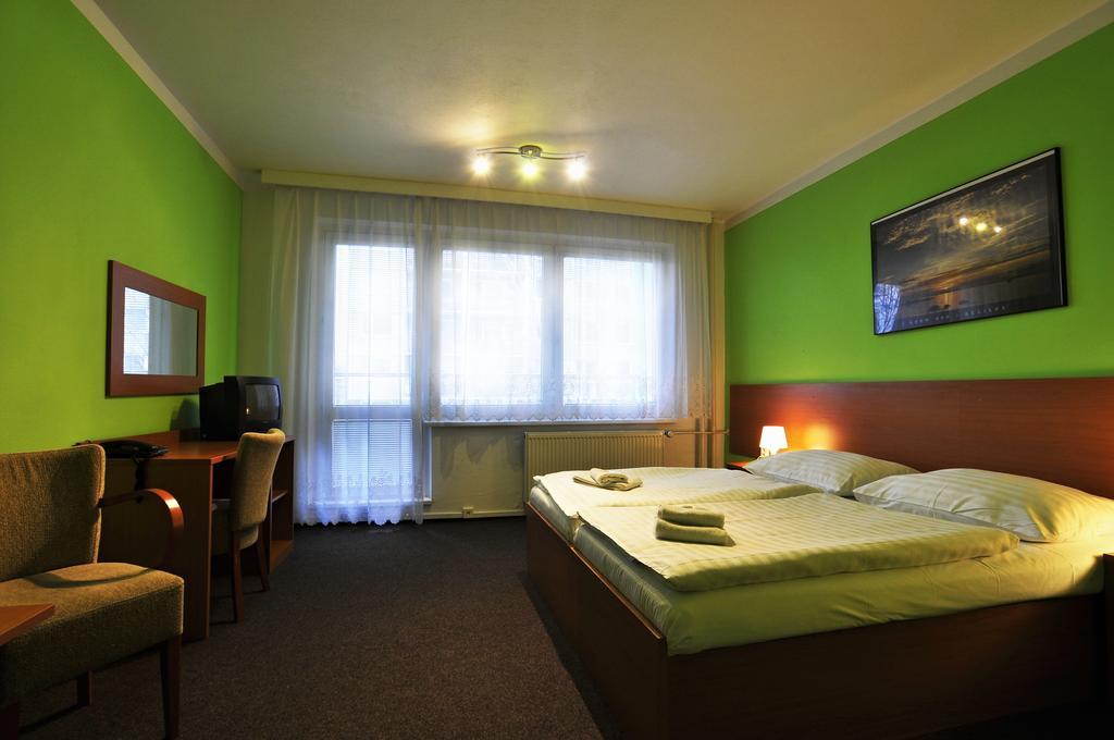 Hotel Krystal Hodonín Eksteriør bilde