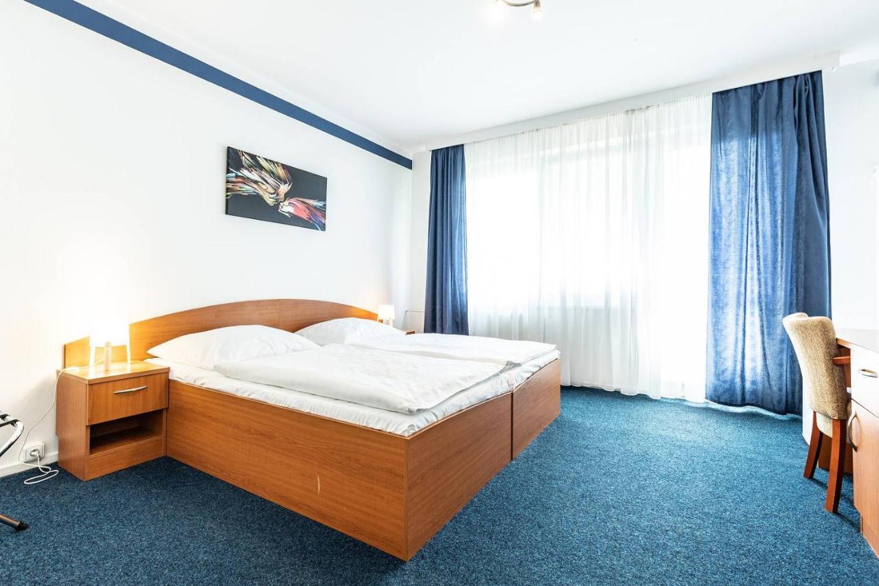 Hotel Krystal Hodonín Eksteriør bilde
